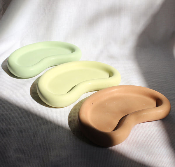 WAVY TRAY - LIME SORBET // PLATEAU WAVY - VERT SORBET